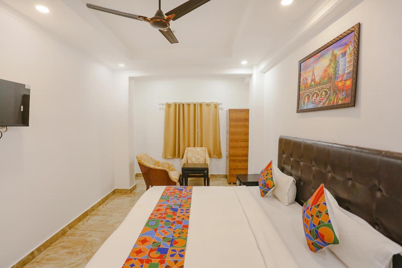 Hotel Fabexpress Taj Residency Near Yashobhoomi Convention Centre Delhi Zewnętrze zdjęcie