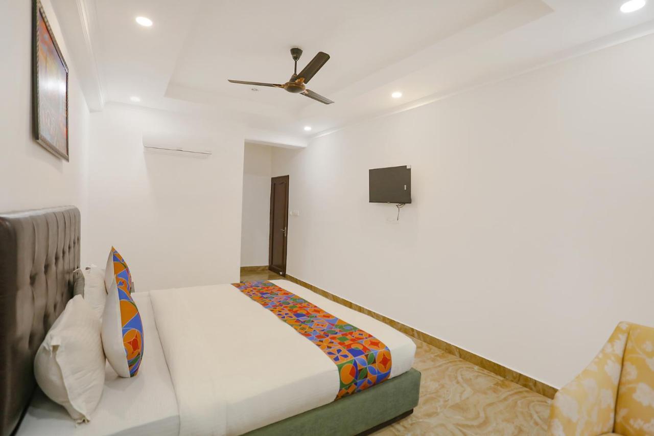 Hotel Fabexpress Taj Residency Near Yashobhoomi Convention Centre Delhi Zewnętrze zdjęcie