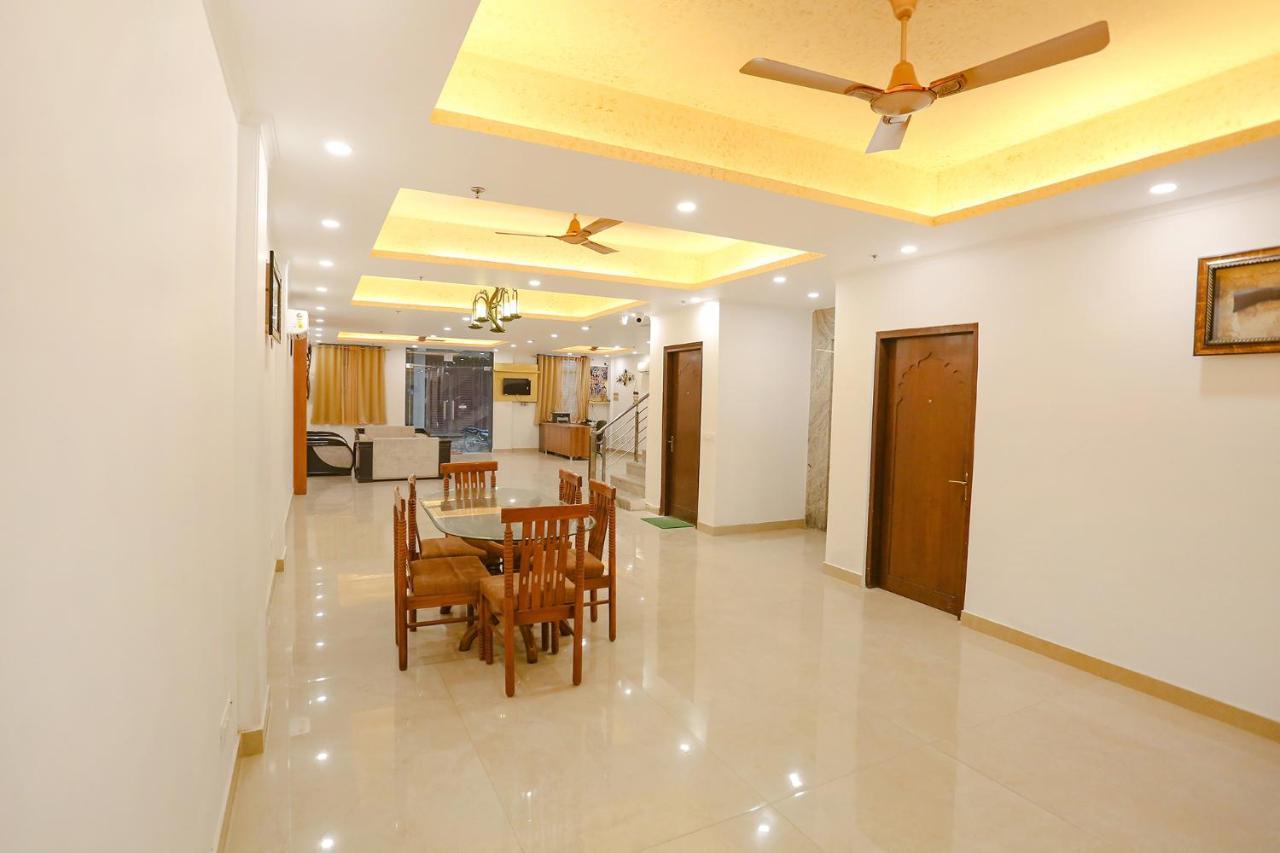 Hotel Fabexpress Taj Residency Near Yashobhoomi Convention Centre Delhi Zewnętrze zdjęcie